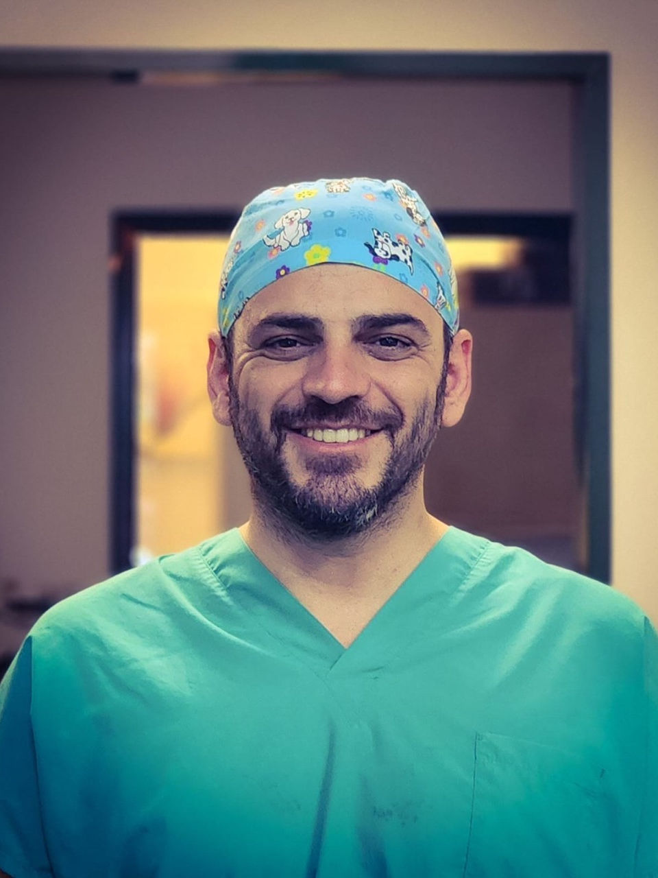 izmir çocuk üroloji doktoru Doç.Dr.Yaşar Issı