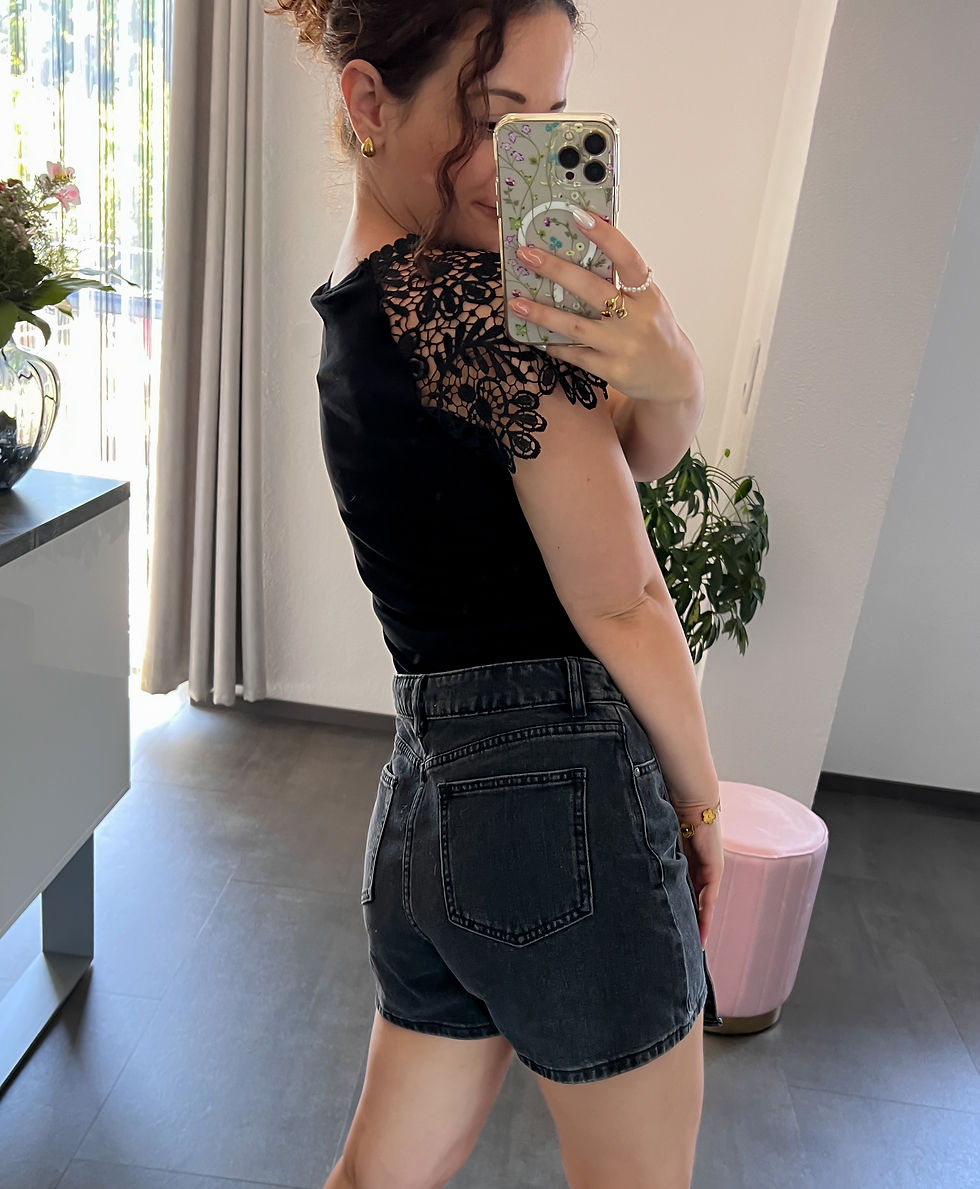 Miniaturbild: Washed Black Denim Skort