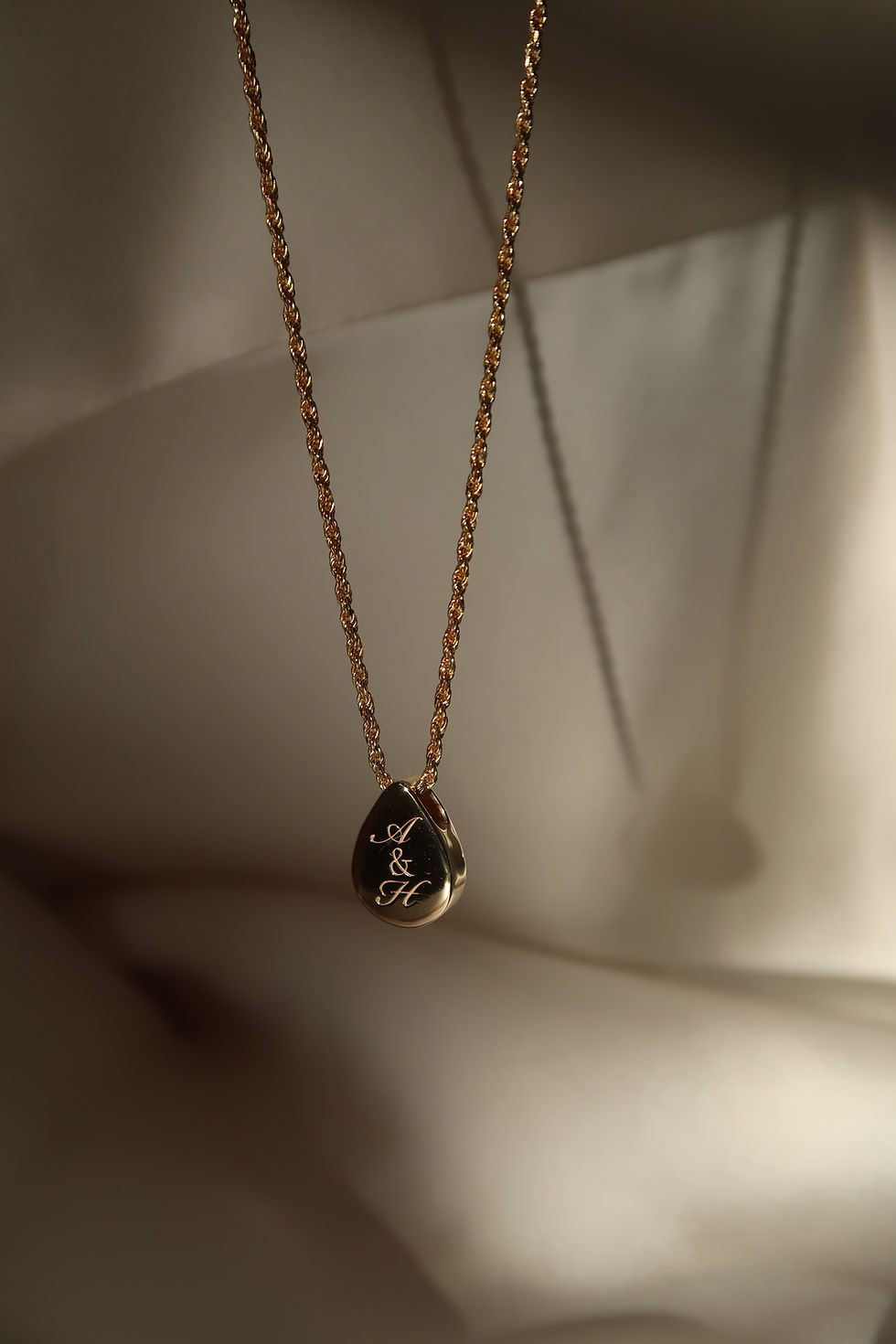 Thumbnail: Liquid Gold Pendant
