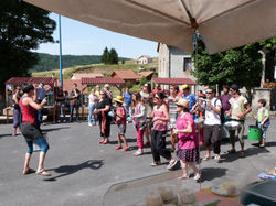 Marché_4_-_La_Chapelle_Graillouse_-_Juillet_2015