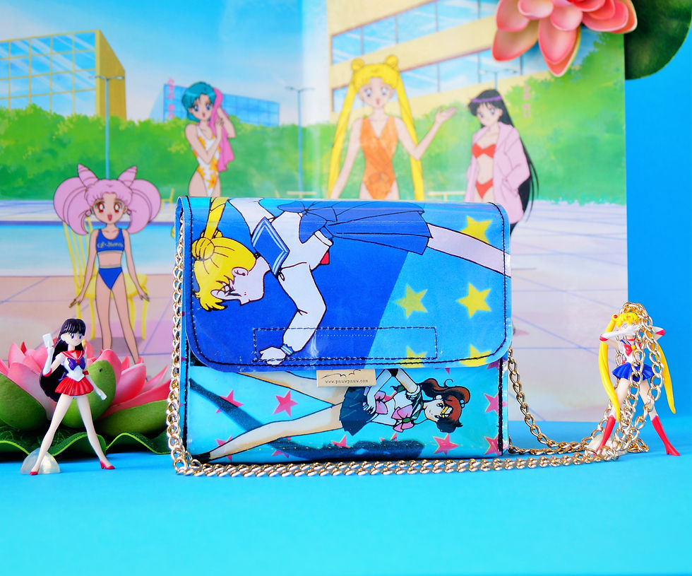 Miniaturbild: SAILOR MOON Handtasche & Umhängetasche Manga upcycling Unikat (vorne)