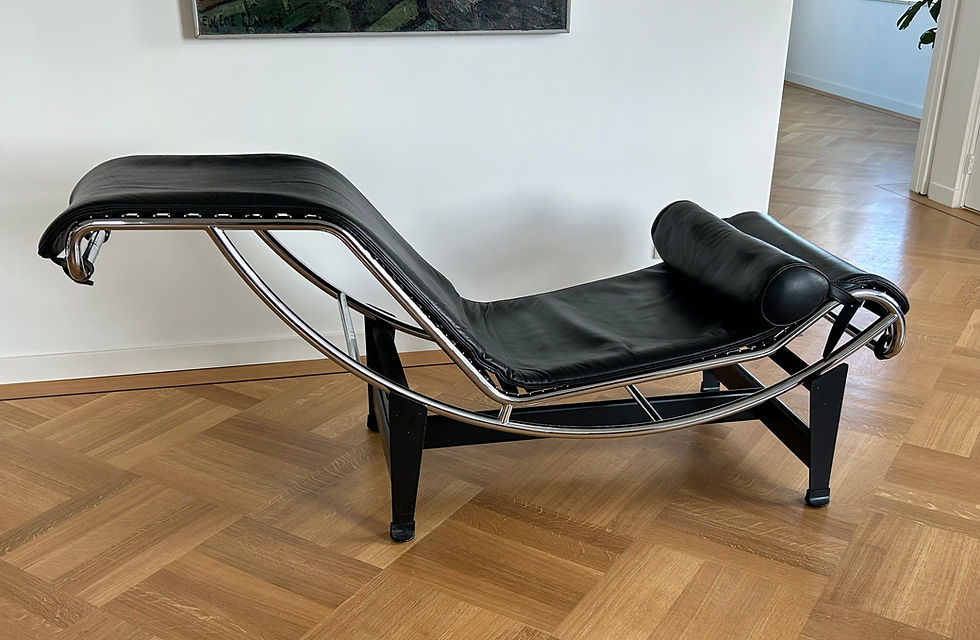 Thumbnail: Chaise longue LC4 by Le Corbusier, Pierre Jeanneret, Charlotte Perriand