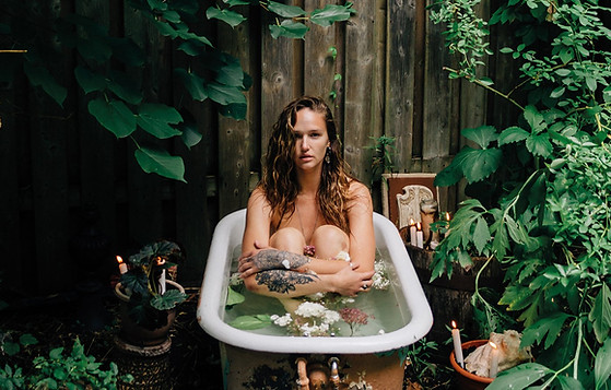 WILD GRACE - une ligne de soins botaniques pour honorer la beauté naturelle de la femme