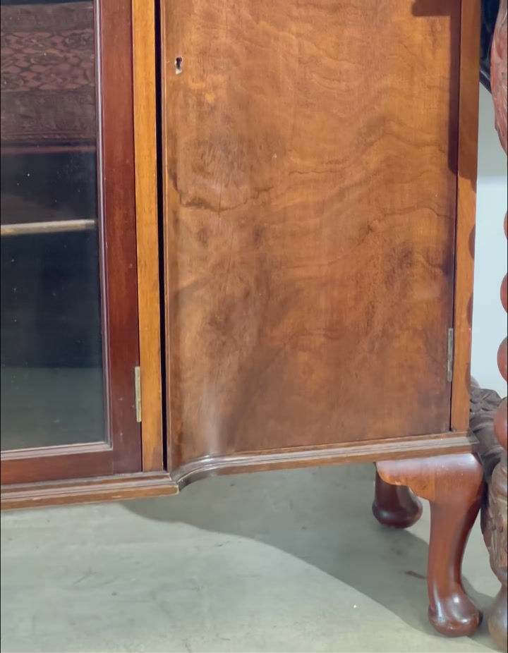 Thumbnail: mahogany bookcase