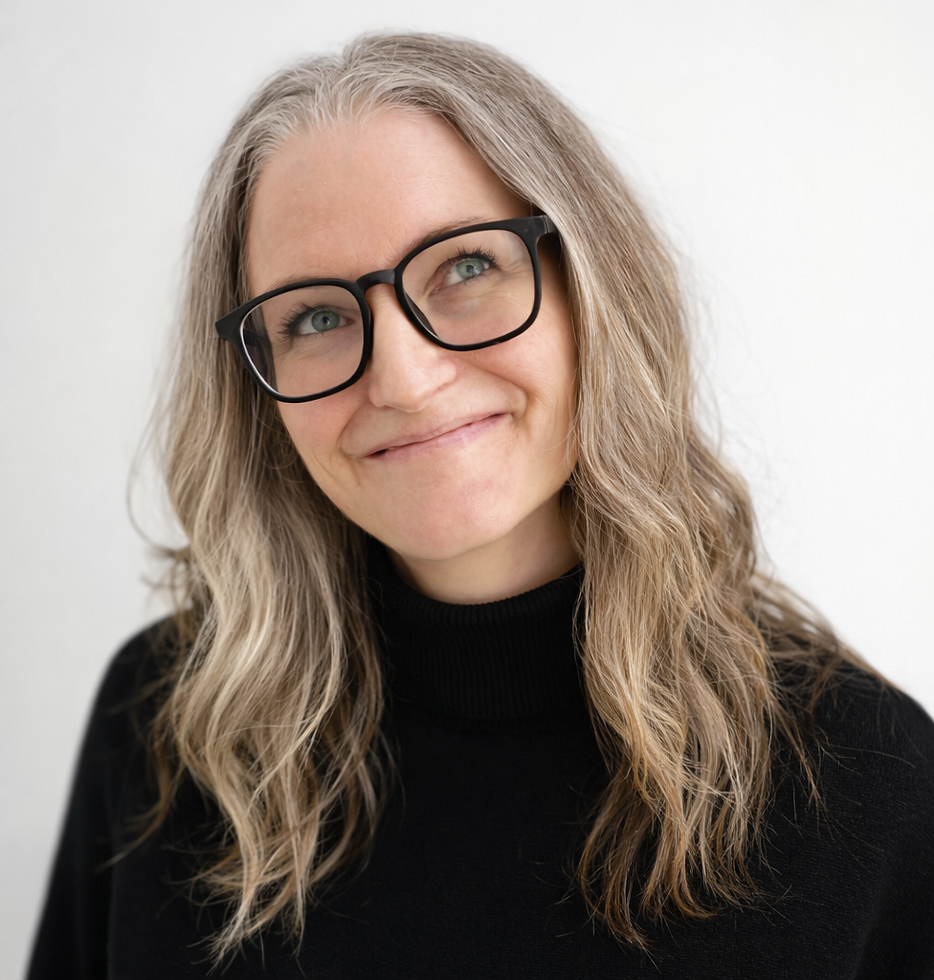 Lindsay Sheldrake, founder of SOLVED Collective and fractional COO for growing service businesses