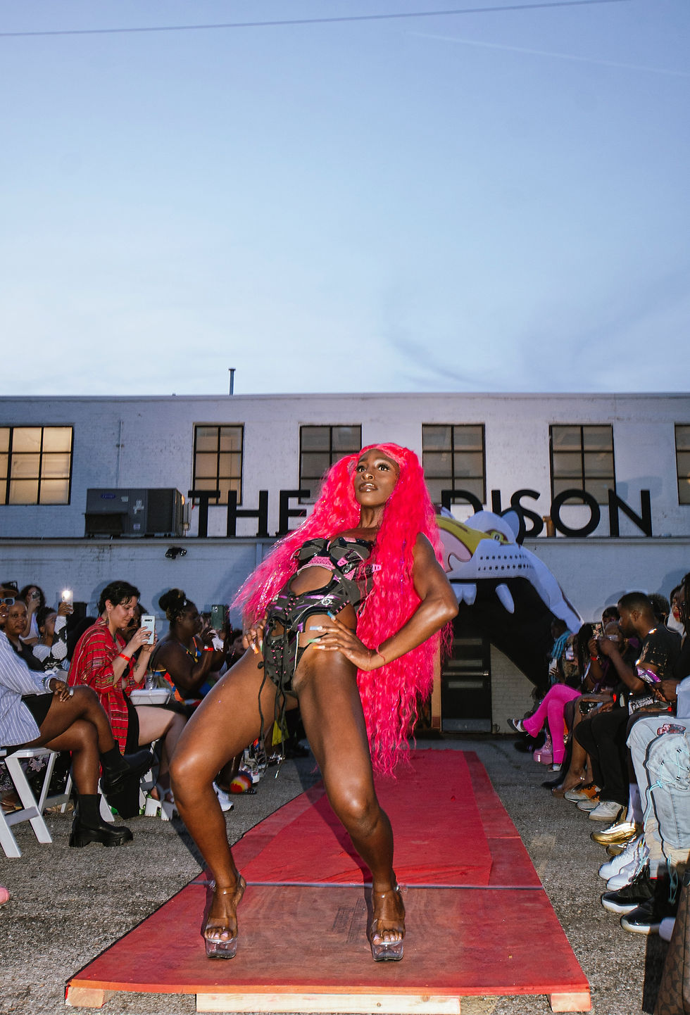 Model Jasmine Renee | Design by FRISKMEGOOD | Hair by February Robinson/Monique Careen | Makeup by Jasmine Renee/Lavareah Leflore