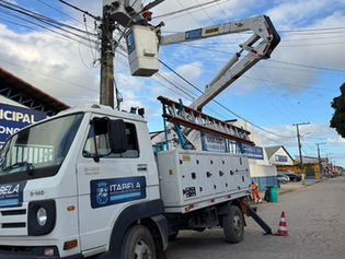 JNHOJE - Prefeitura de Itabela leva modernidade e transforma mais uma rua com iluminação em LED