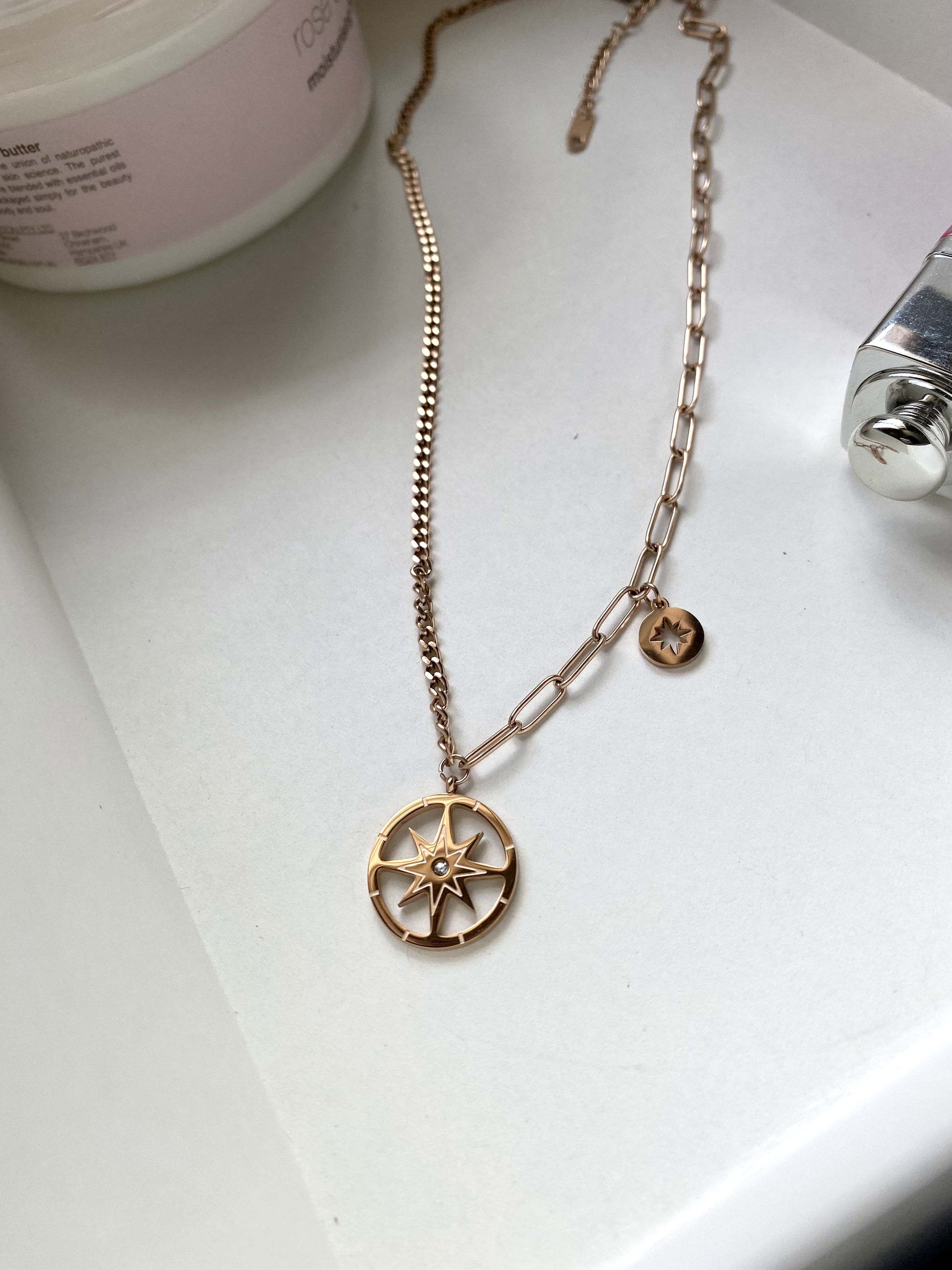 Asymmetrical Chain Pendant Necklace