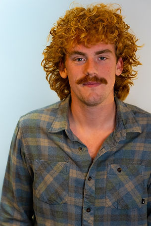 Headshot1-8_edited.jpg