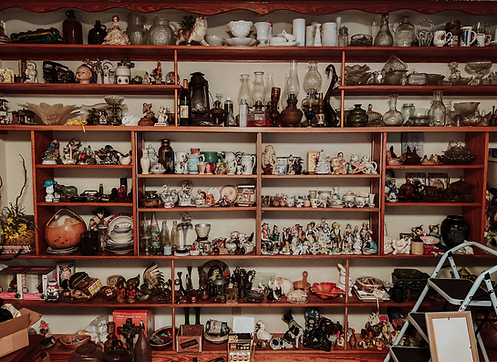 curates shelves.png