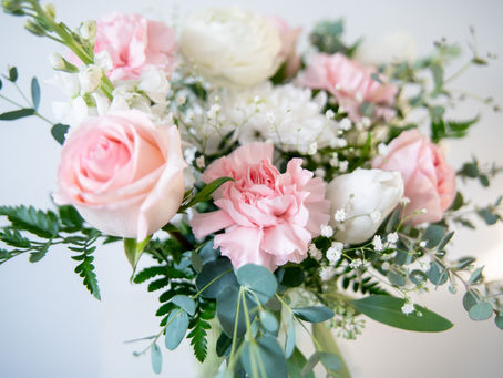 Valentine's Day in Saskatoon: Secure Your Fresh Flower Delivery Early