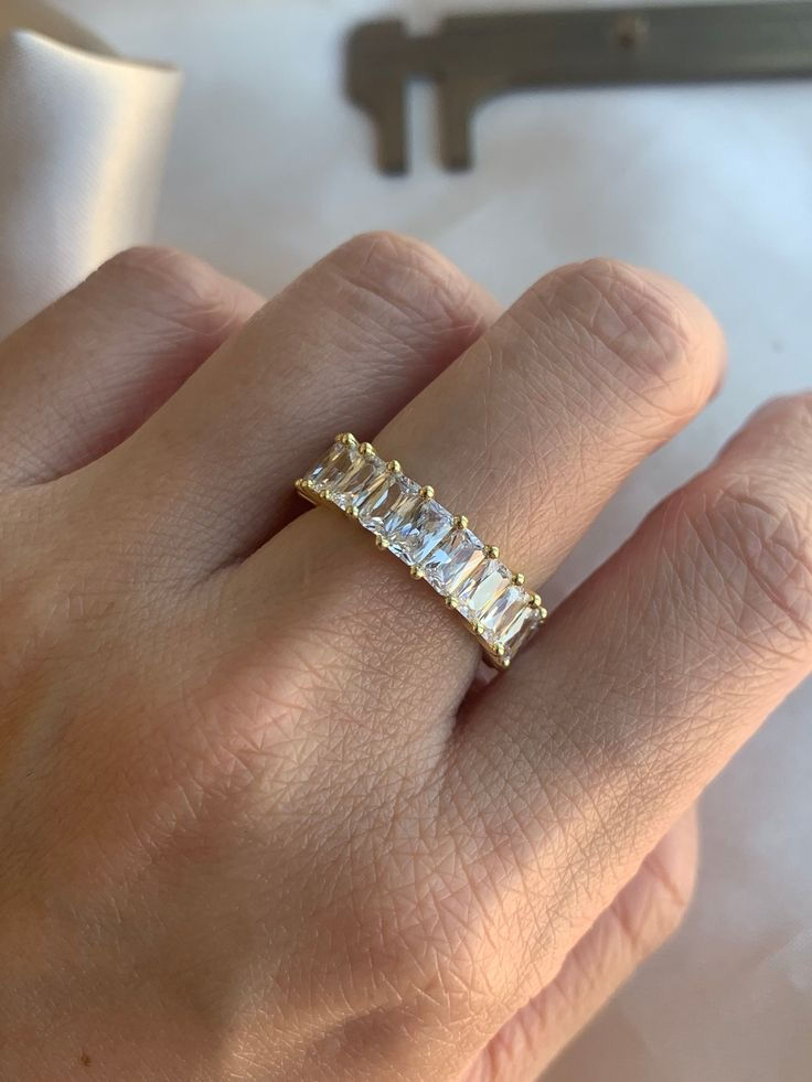 Thumbnail: Baguette ring 