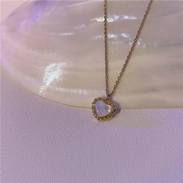 Thumbnail: Vintage heart necklace 
