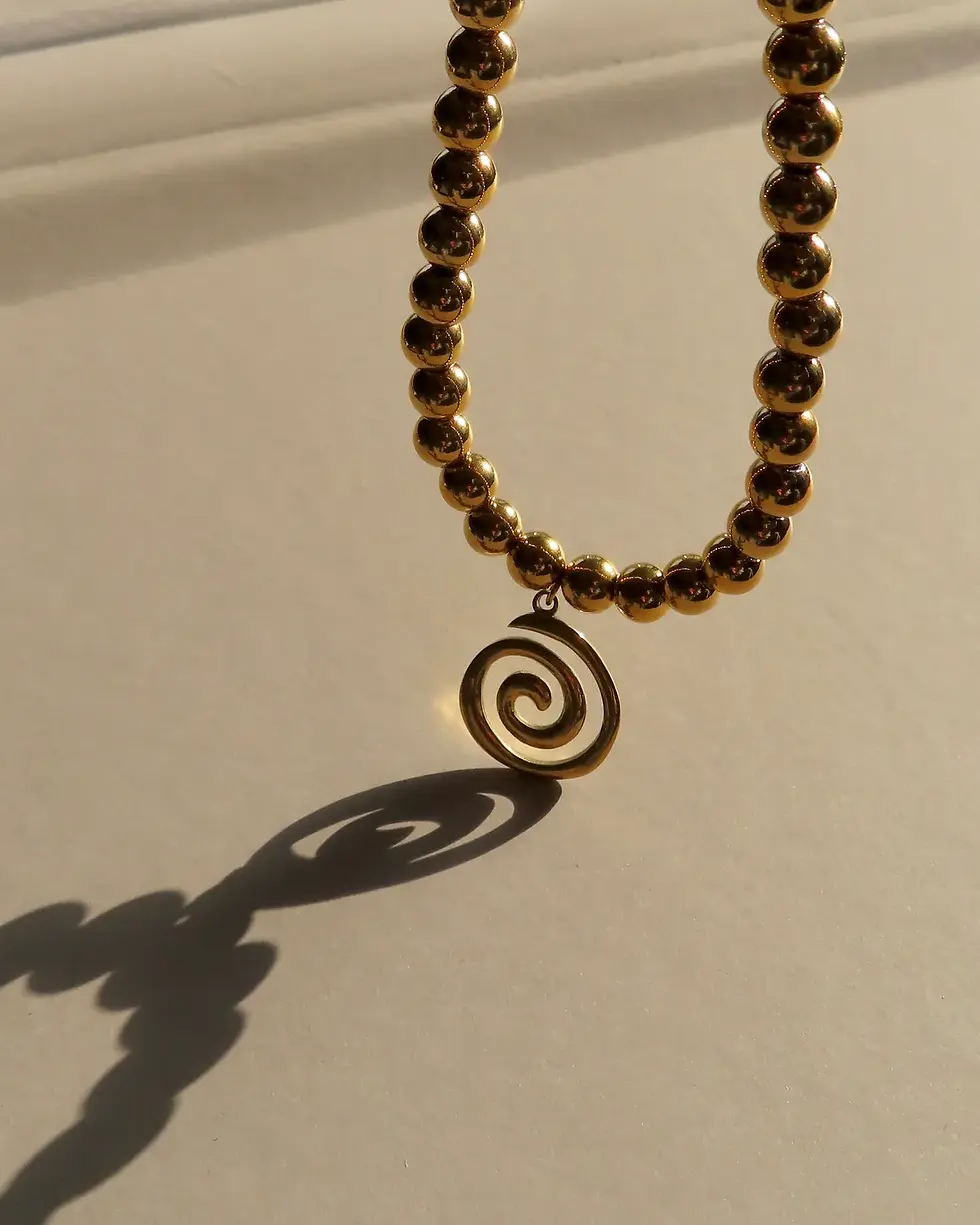 Thumbnail: Spiral beaded necklace 
