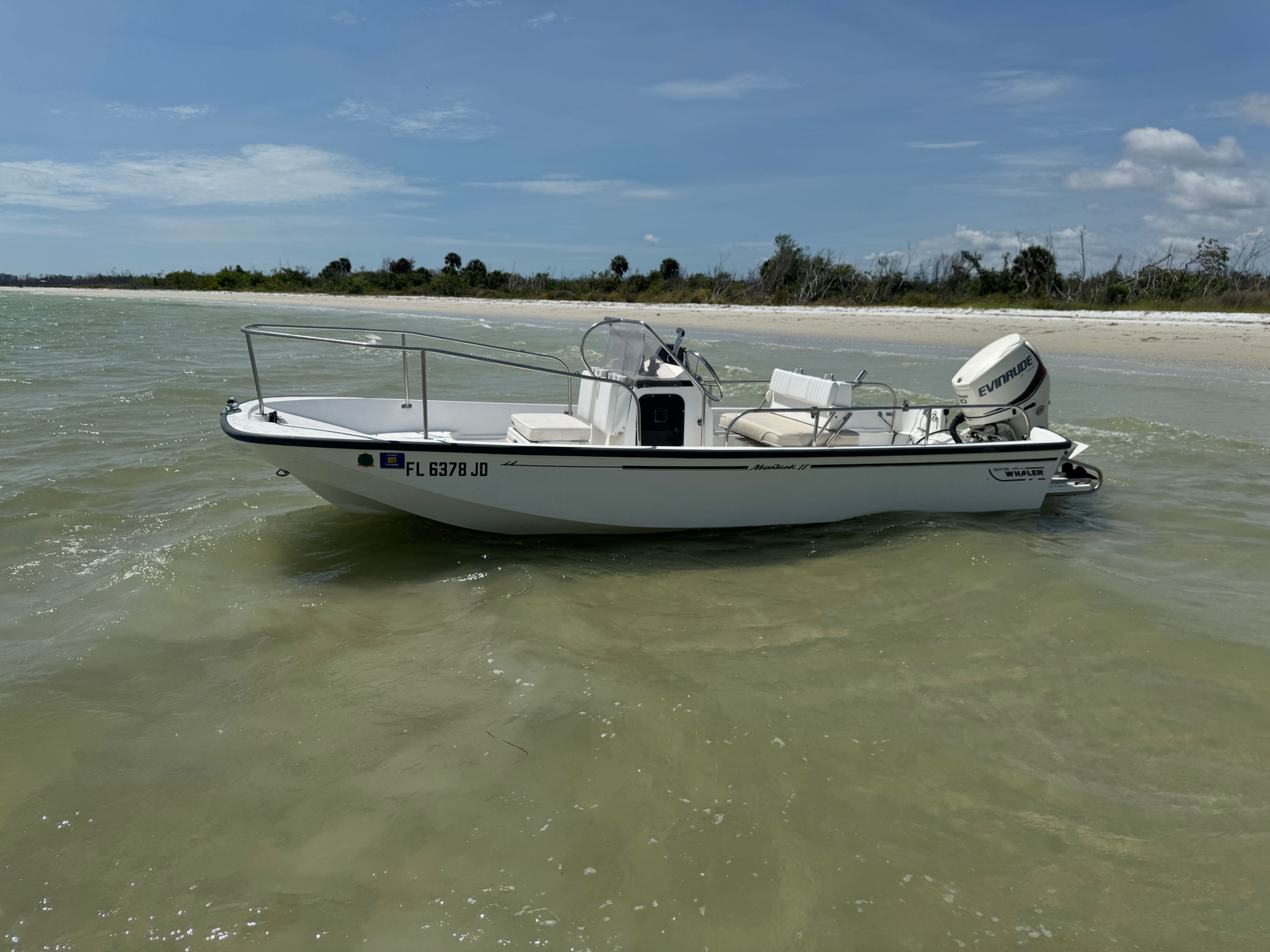 1997 Boston Whaler 17' Montauk Center Console Boat 2020 ETEC 90 hp Trailer