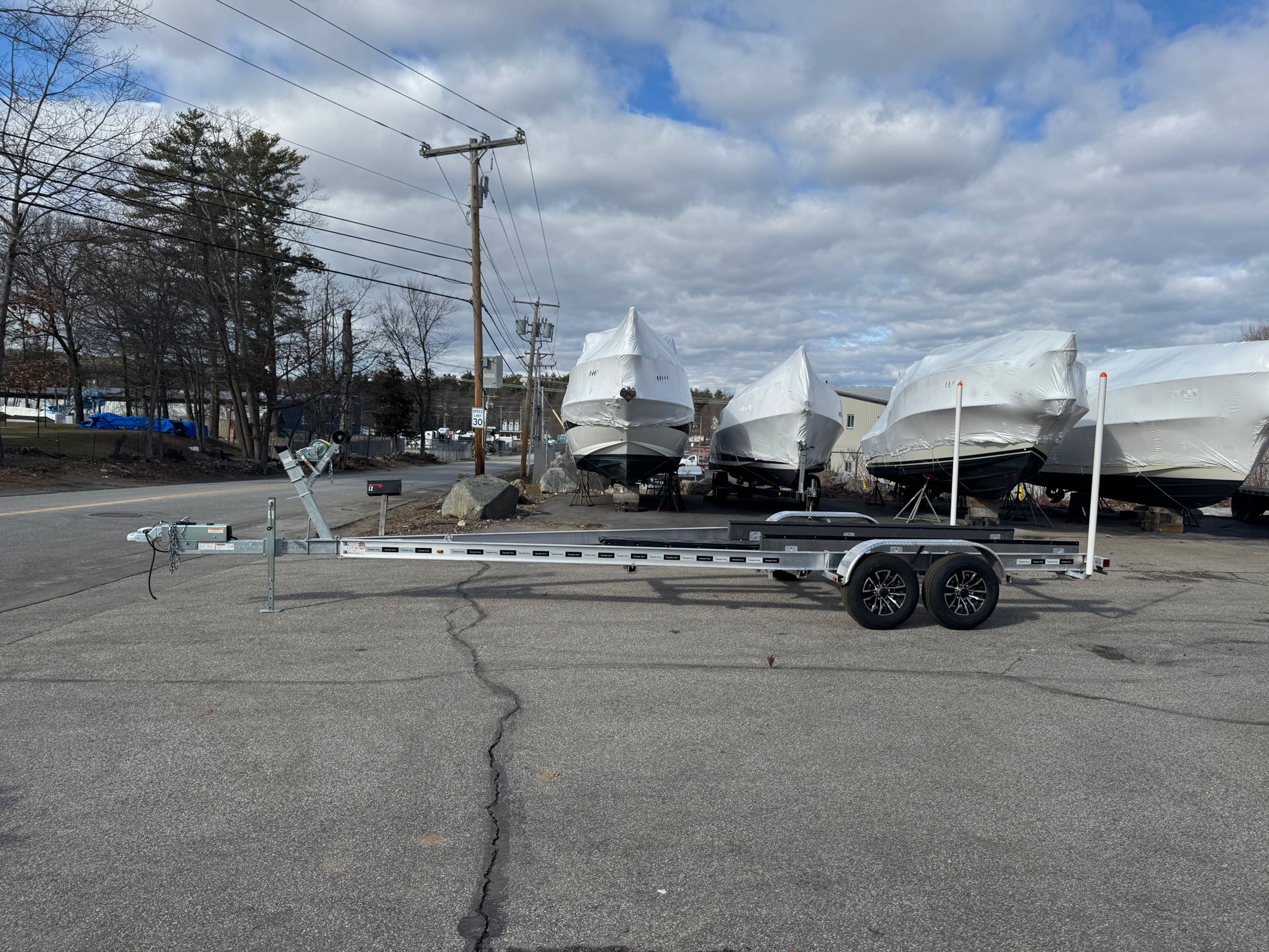 2026 Venture COM-8100 Aluminum Dual Axle Bunk Boat Trailer NEW