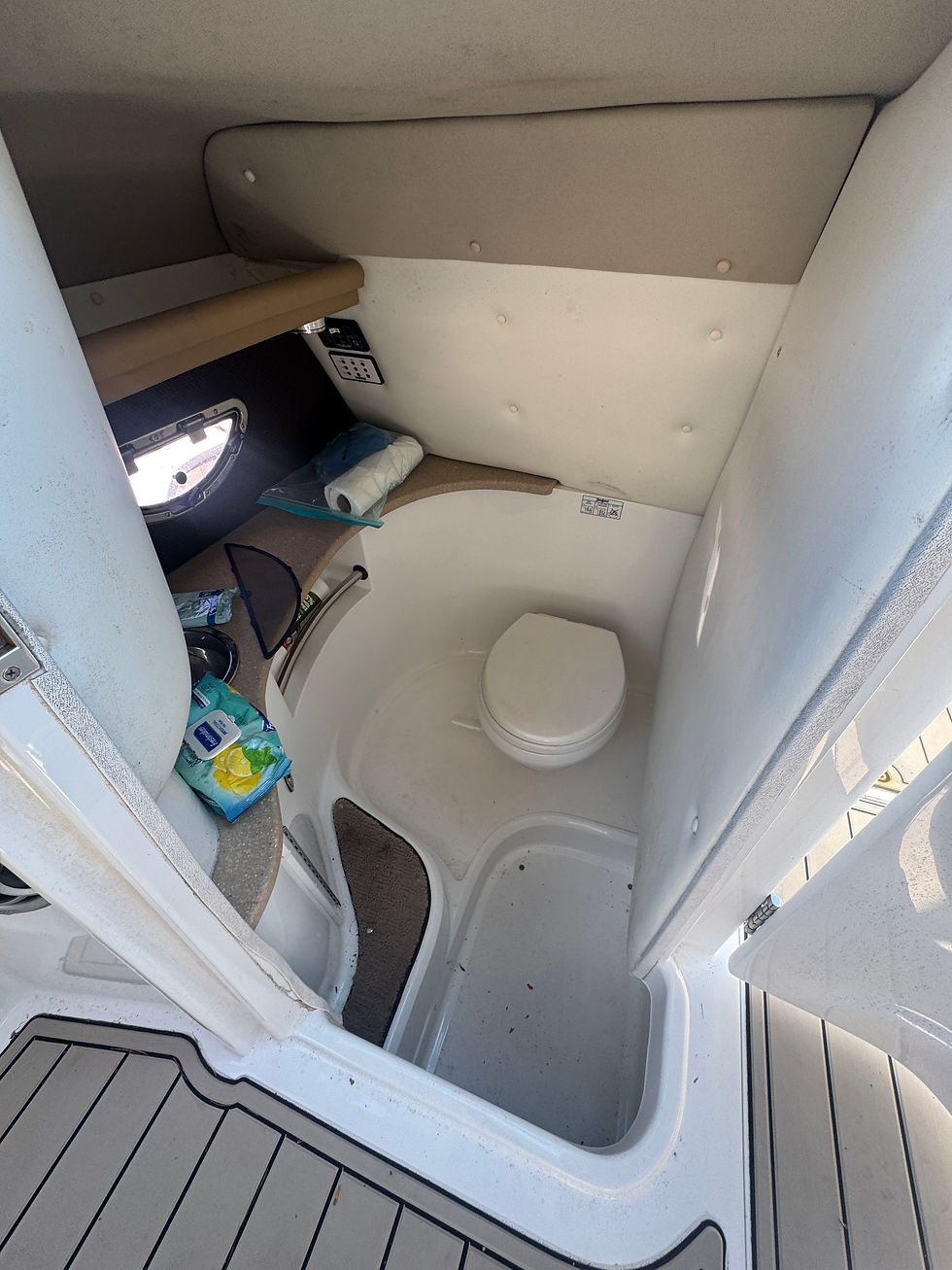 Thumbnail: 2008 Cobalt 302 Sport Boat Bow Rider 30' Nice Boat Ready to go!