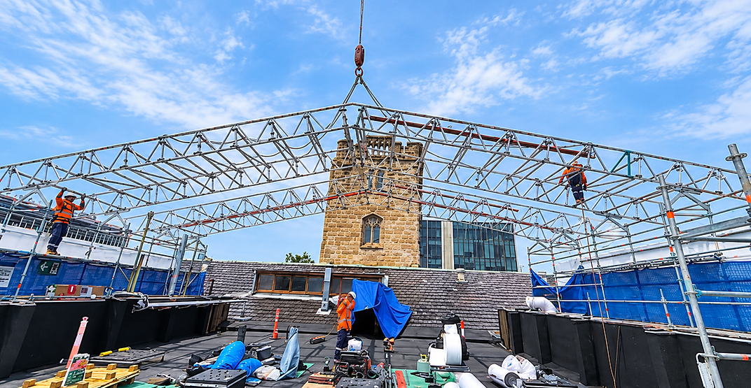 USYD _ F09 Roof