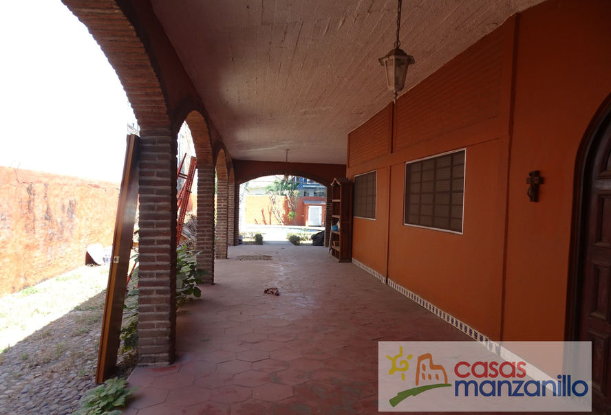 Propiedad en Venta Manzanillo, Colima - Las Brisas - colonia Morelos - inmobiliaria - real estate - bienes raíces - inversiones - Manzanillo realtors - casas - departamentos - terrenos - edificios - bodegas - naves industriales - oficinas - ranchos - depas - playa - compra - venta - arrendamiento - rentas vacacionales - airbnb - infonavit - AMPI - NAR - mejor inmobiliaria - Agentes inmobiliarios