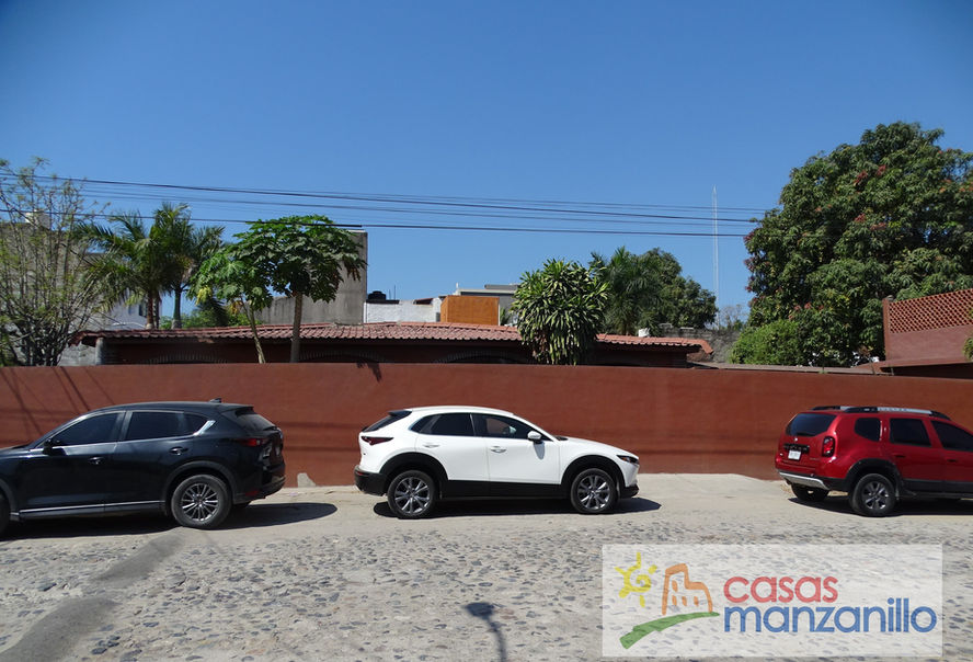 Propiedad en Venta Manzanillo, Colima - Las Brisas - colonia Morelos - inmobiliaria - real estate - bienes raíces - inversiones - Manzanillo realtors - casas - departamentos - terrenos - edificios - bodegas - naves industriales - oficinas - ranchos - depas - playa - compra - venta - arrendamiento - rentas vacacionales - airbnb - infonavit - AMPI - NAR - mejor inmobiliaria - Agentes inmobiliarios