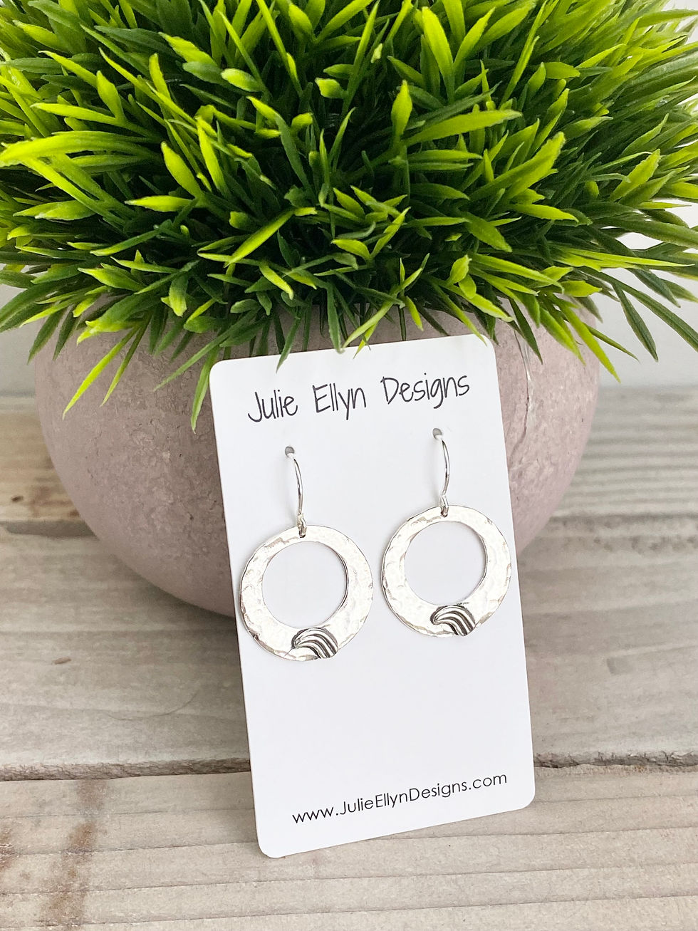 Thumbnail: Small Hammered Sterling Silver Round Wave Earrings