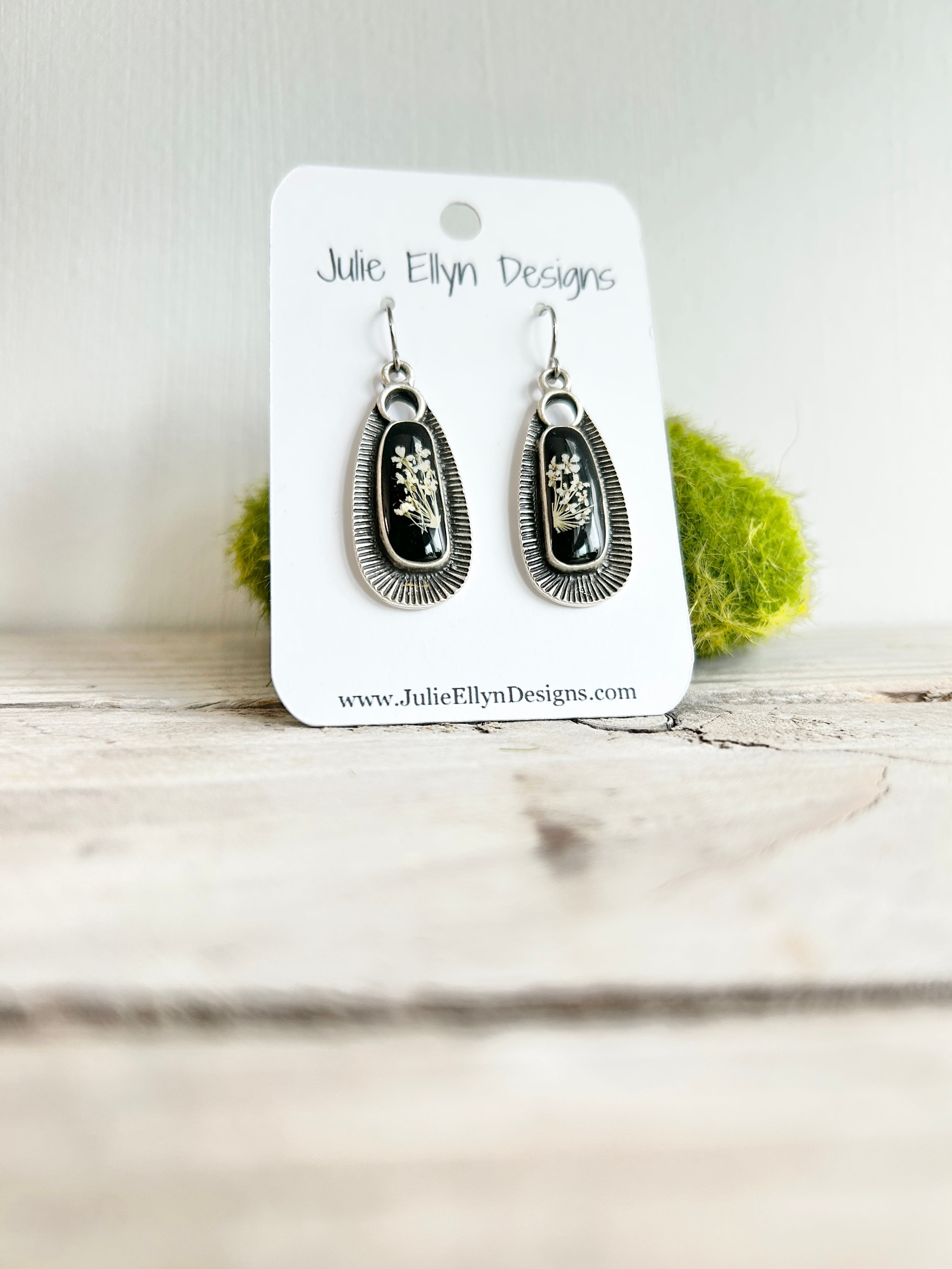 Botanical Earrings - Antiqued White Floral Earrings
