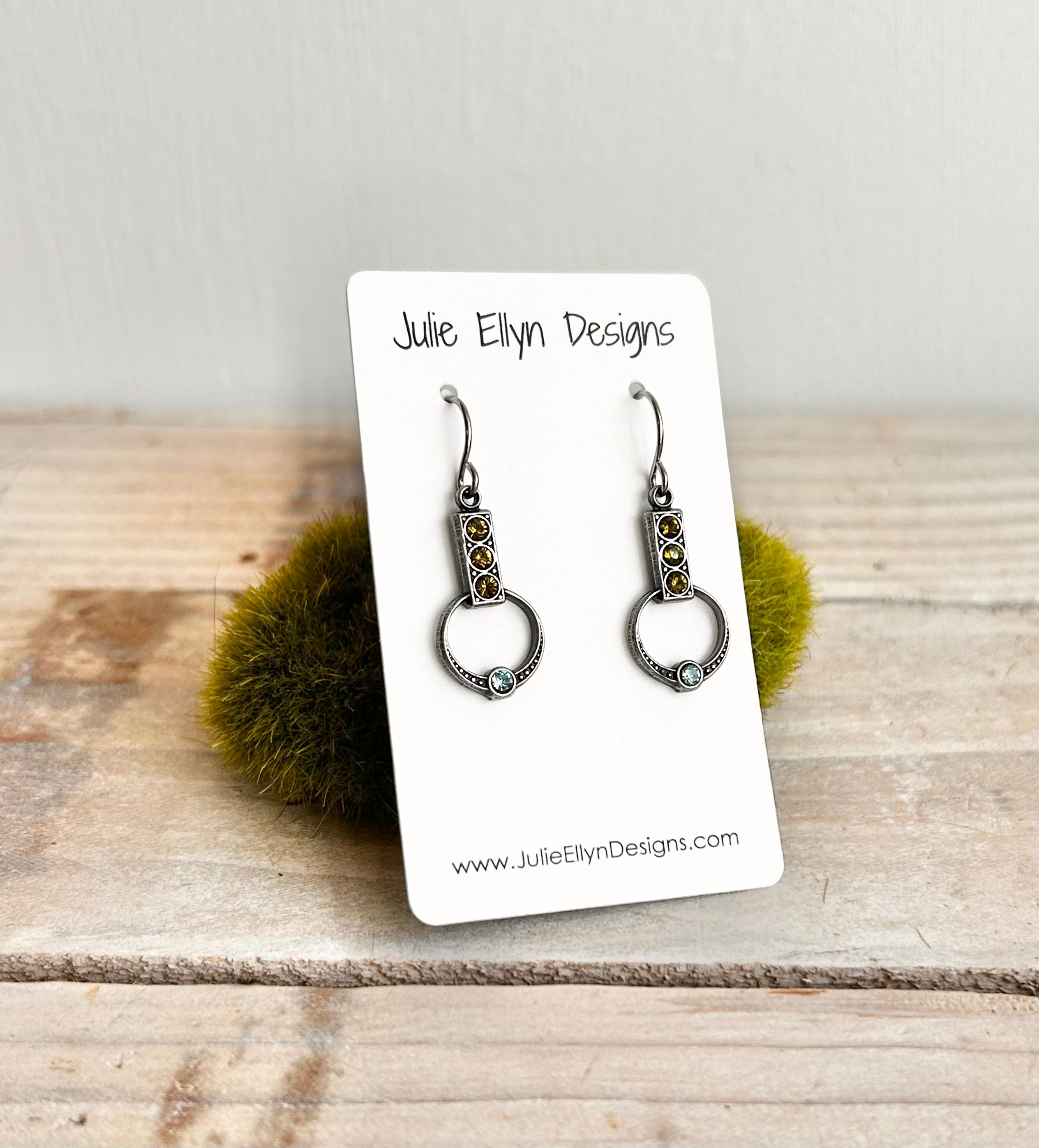 When Calls the Heart - Vintage Drops