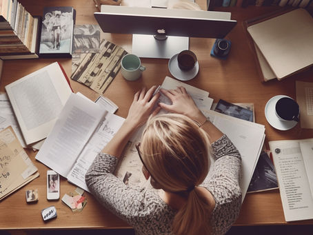 Navigating Money Wounds and Financial Trauma: A Therapist's Guide