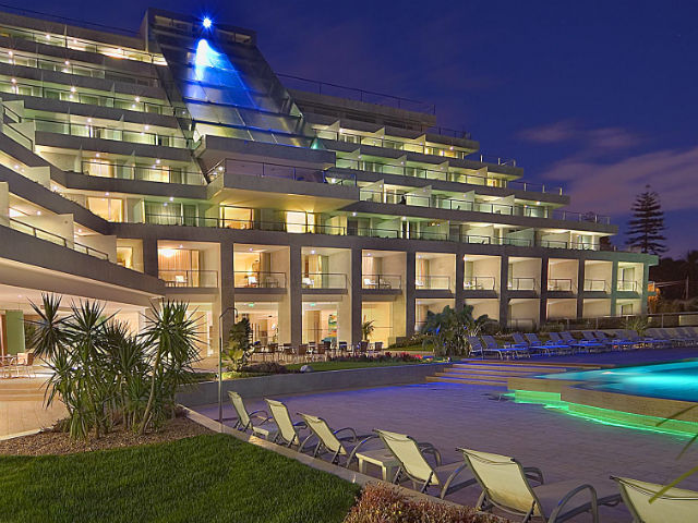 Portugal's Hotel Cascais Miragem at night