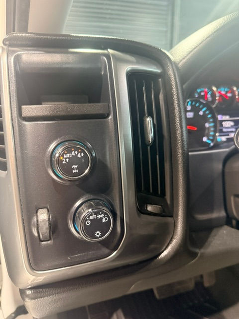 Thumbnail: 2018 Chevrolet Silverado