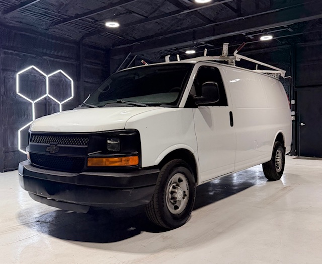 2014 Chevrolet Express 2500 Work Van HD's photo