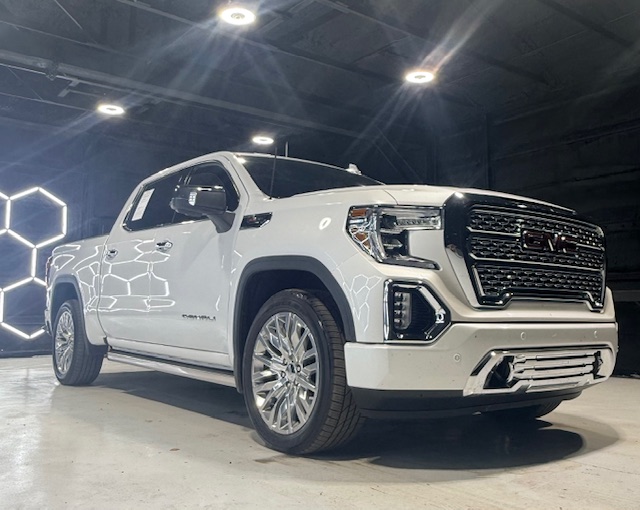 2019 GMC Sierra 4WD Crew Cab Short Box's photo