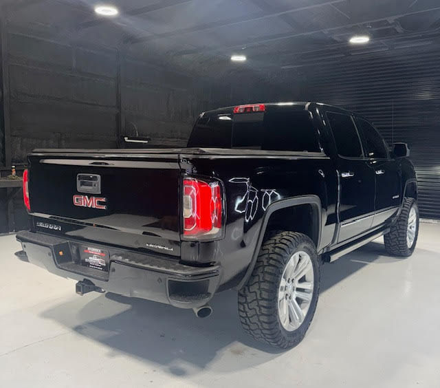 Thumbnail: 2017 GMC Sierra Denali