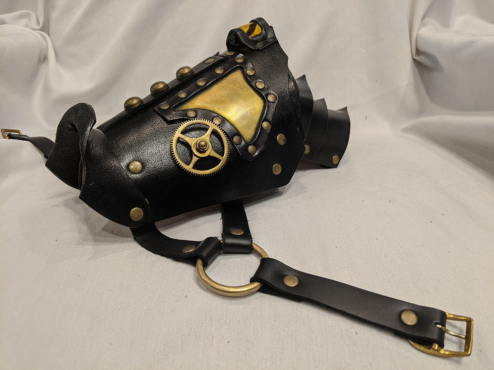 Thumbnail: Fancy Leather Pauldron/Shoulder Armor
