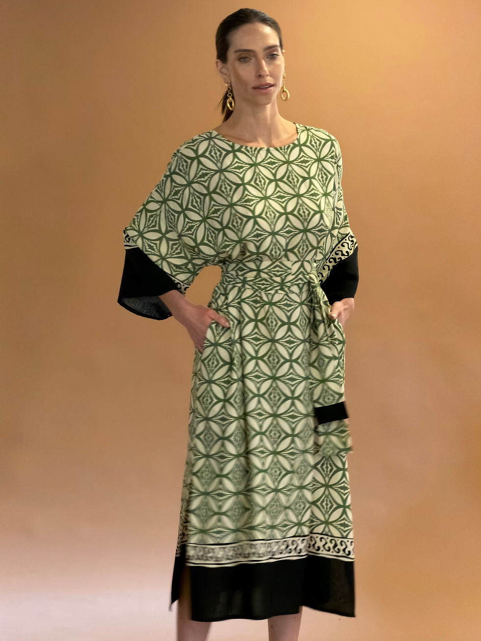 Miniatura: Kaftan Felicitá Barrado