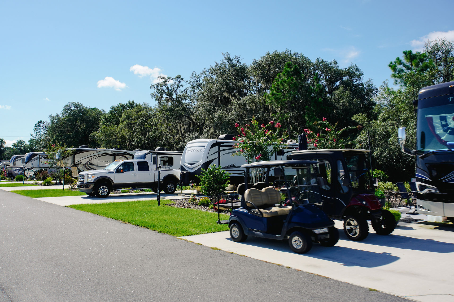 RV's on sites at Keystone Heights RV Resort
