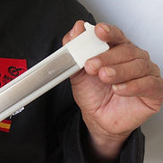 Cuchillo jamonero anti-accidentes