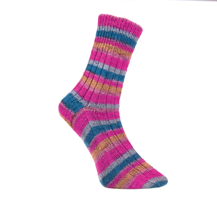 Socquette mixte en laine coloris Bonbons, soigneusement disposée sur une table.