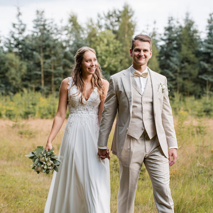 Marlene und Felix Hochzeitsfoto 2.jpg