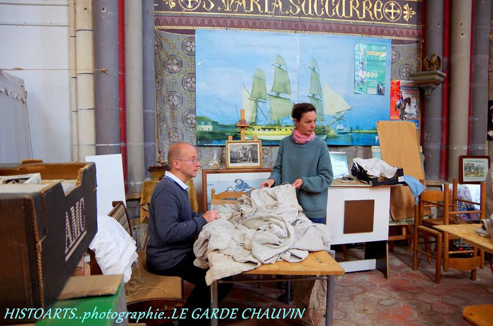 Main gauche et sa femme