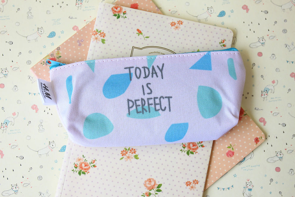 Thumbnail: blue raindrop pen bag
