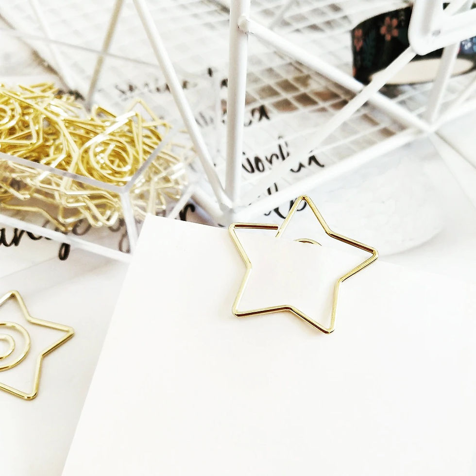 Thumbnail: gold star shapes paper clips