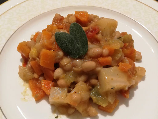 Mijotée de légumes au céleri et aux haricots blancs