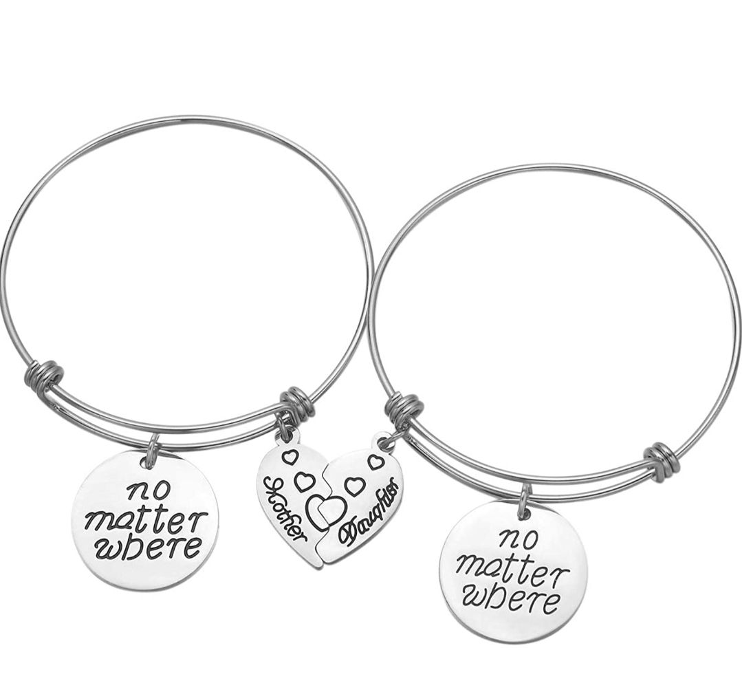 Mother daughter bracelet set