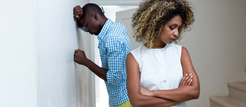 Why Do I Feel Self-Conscious Around My Partner? 9 Habits They May Have That Make You Feel This Way