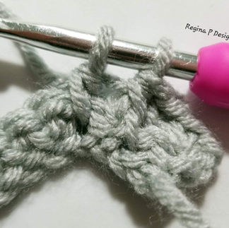 Barbed Stitch Mug Rug crochet pattern from Regina P Designs