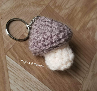 Mushroom Keychain crochet pattern from Regina P Designs