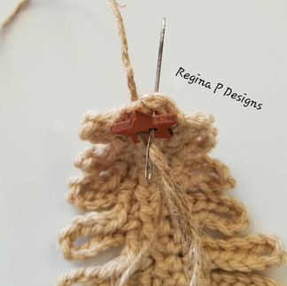 Looped Christmas Tree crochet pattern from Regina P Designs