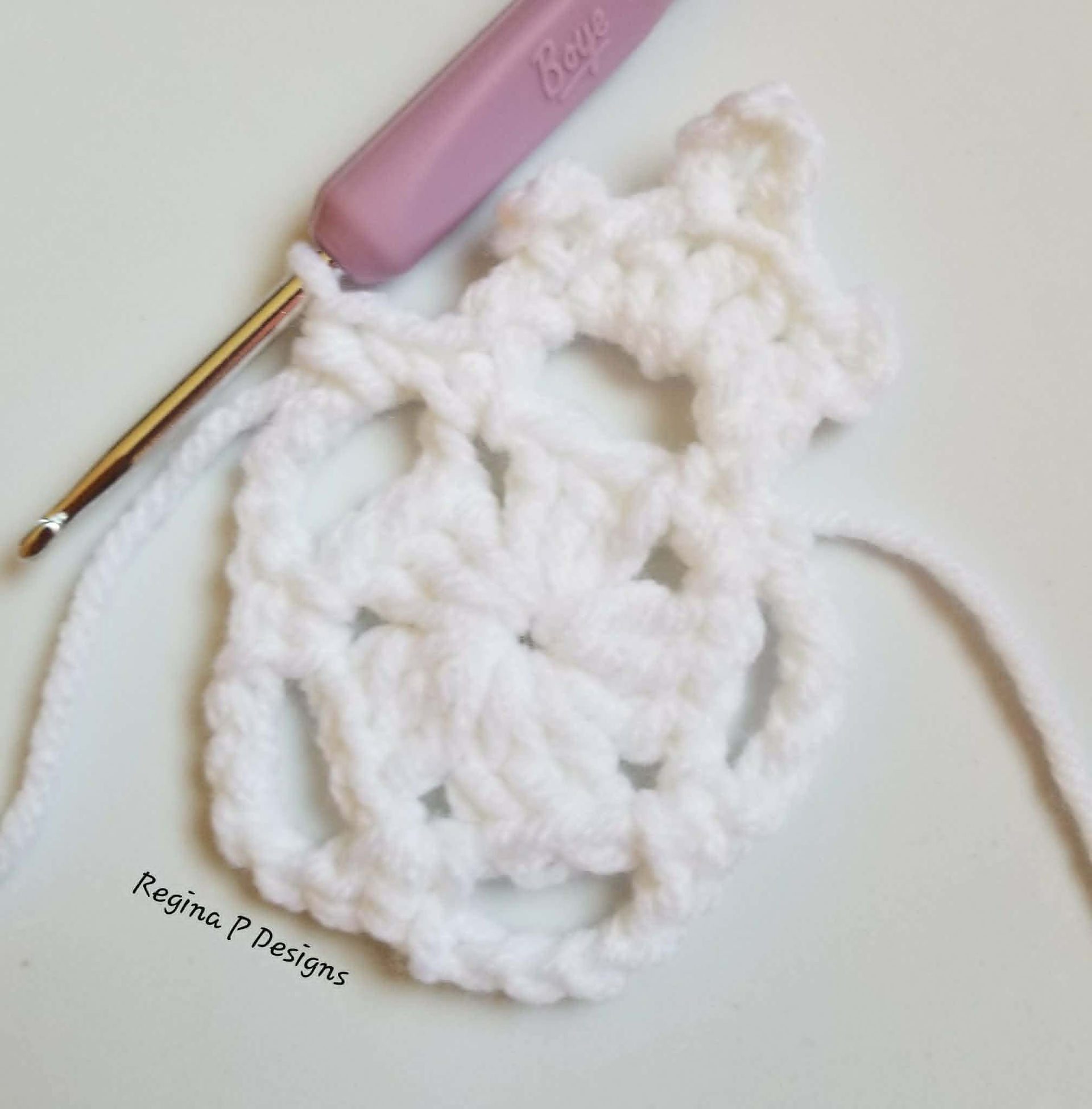 Snowflake Star Ornament crochet pattern from Regina P Designs
