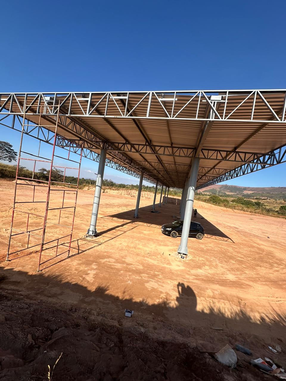 Miniatura: Posto de Gasolina em Estrutura Metálica